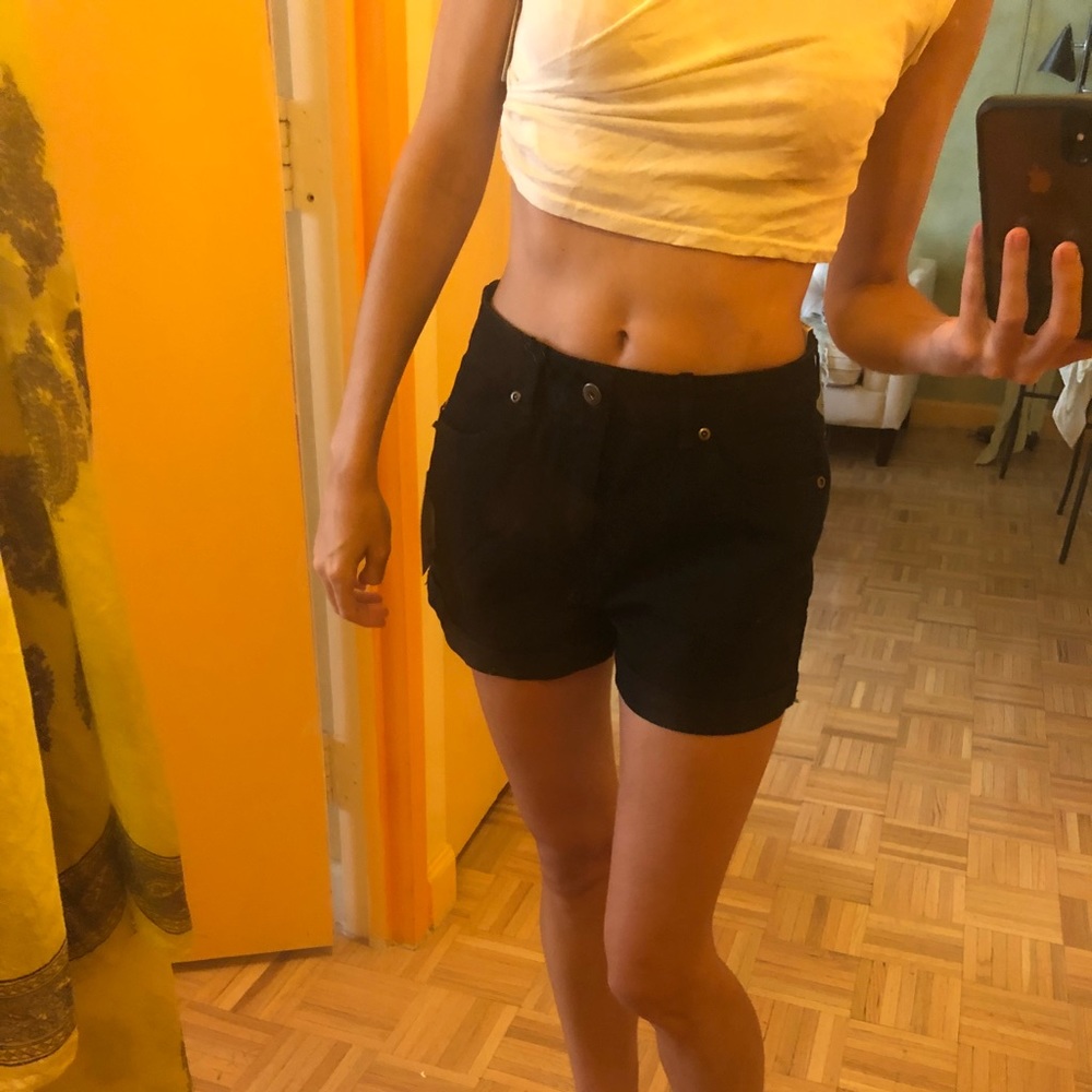 Black cuffed jeans shorts